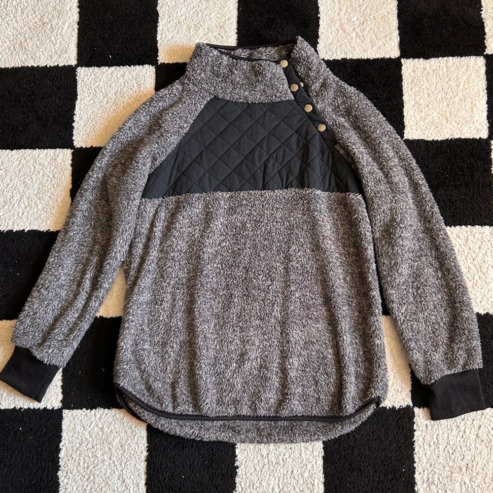 women’s large sherpa sweater